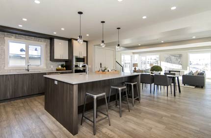 cuisine avec plancher en bois